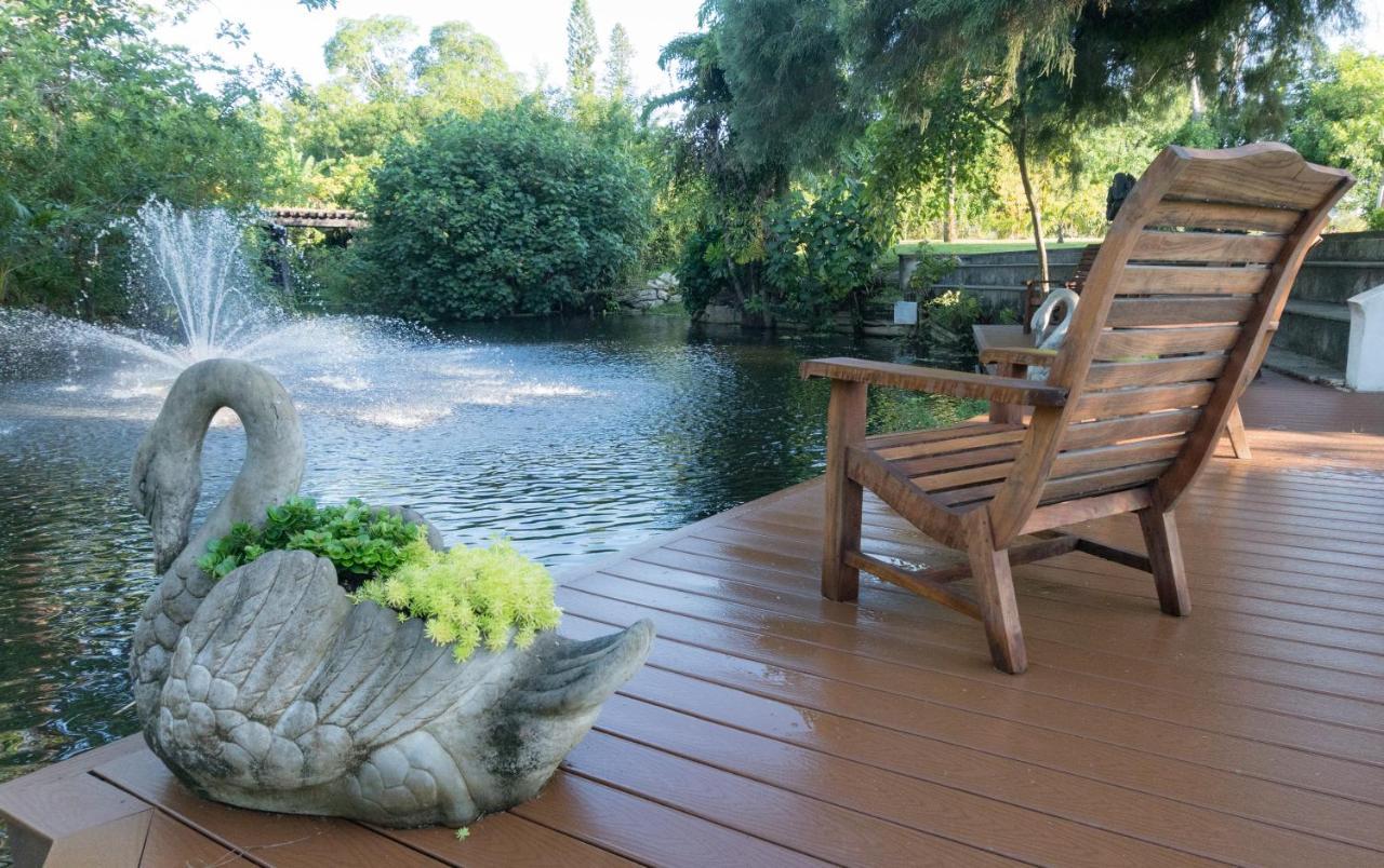 Shangri-La Springs Bonita Springs Extérieur photo